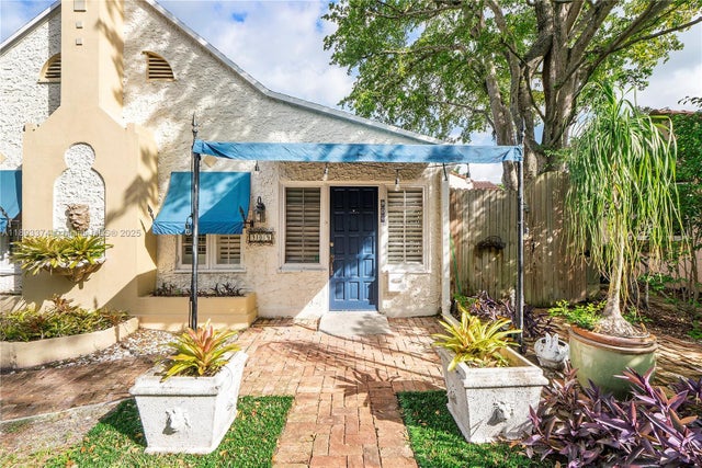 3 of 35 - 909 Se 5th Ct, Fort Lauderdale, FL
