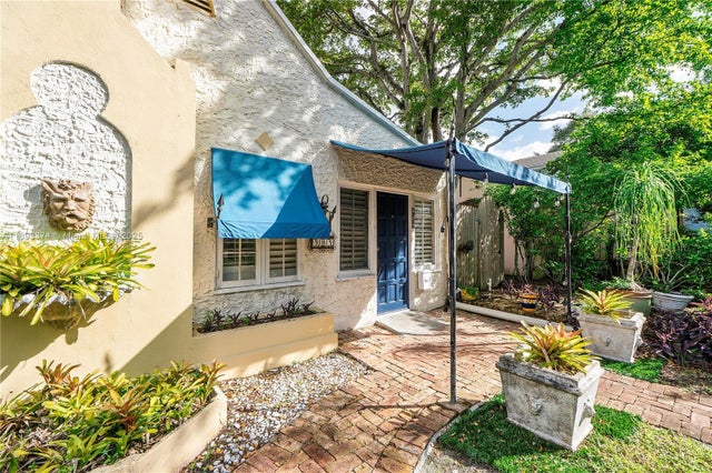 4 of 35 - 909 Se 5th Ct, Fort Lauderdale, FL
