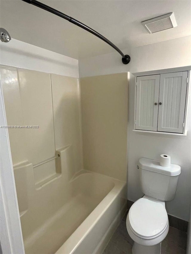 4 of 16 - 3660 N 56th Ave 609, Hollywood, FL