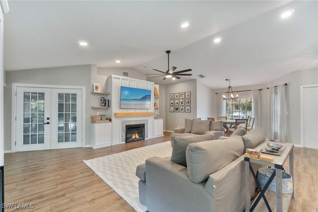 640 13th St Nw, Naples