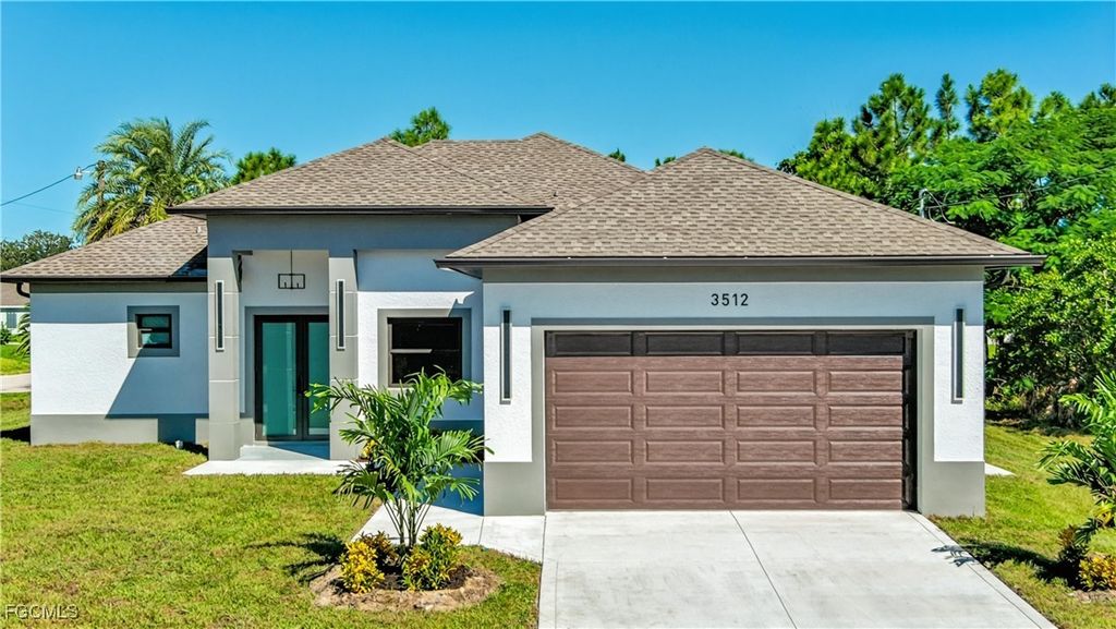 3512 9th St W, LEHIGH ACRES