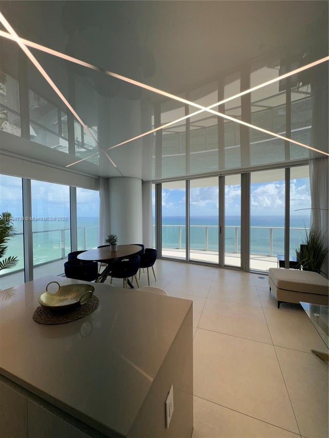 4 of 25 - 4111 S Ocean Dr 3002, Hollywood, FL