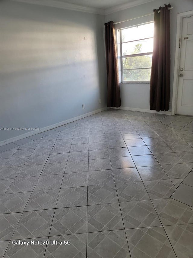 2 of 20 - 2219 Polk St 5a, Hollywood, FL