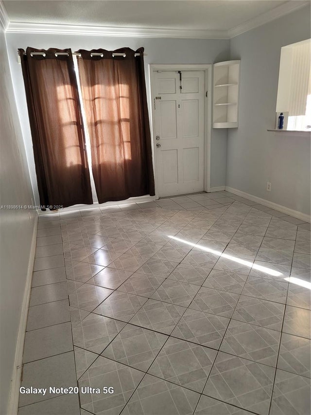4 of 20 - 2219 Polk St 5a, Hollywood, FL