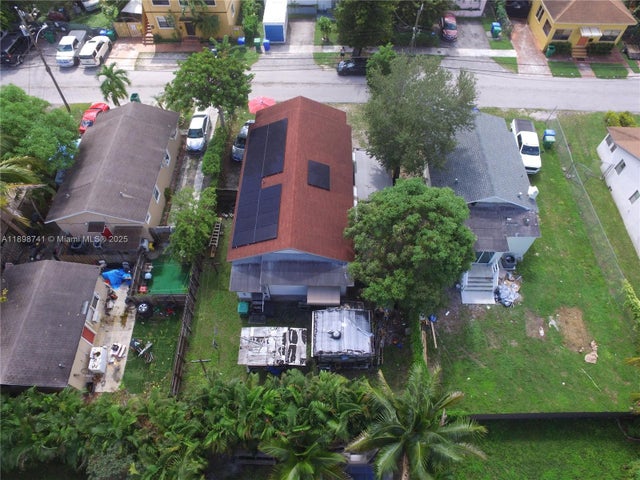 5 of 7 - 3759 Florida Ave, Miami, FL