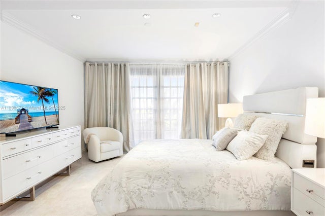 5 of 11 - 7642 Fisher Island Dr 7642, Fisher Island, FL