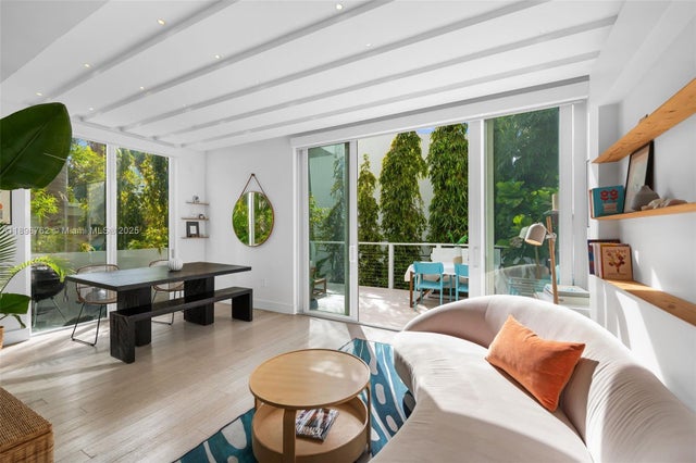 2 of 34 - 1024 Lenox Ave 4, Miami Beach, FL