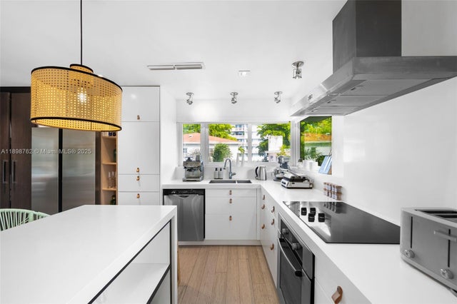 5 of 34 - 1024 Lenox Ave 4, Miami Beach, FL