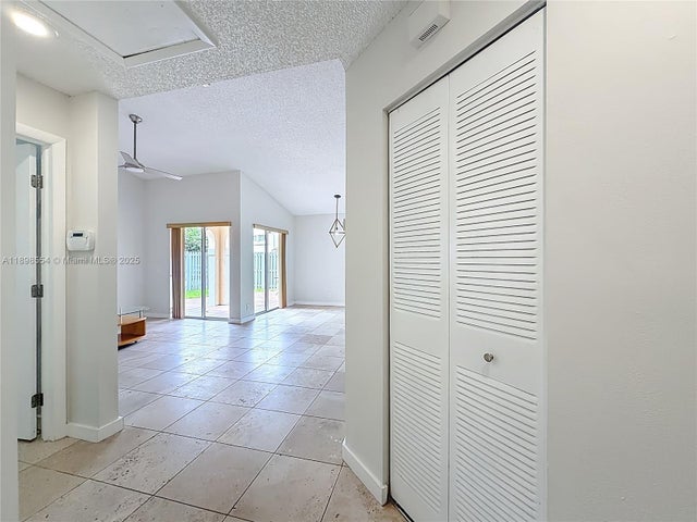 5 of 76 - 1485 Springside Dr, Weston, FL