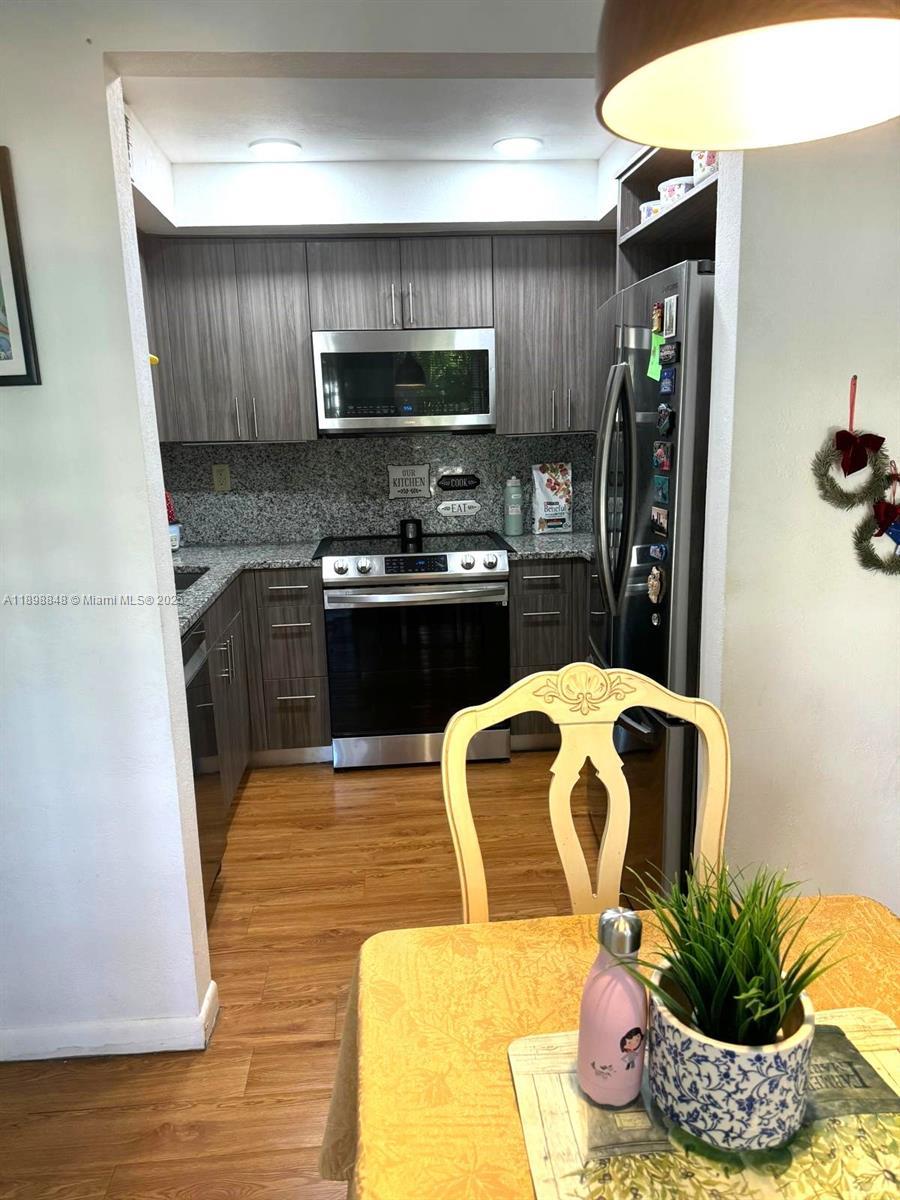 9030 Sw 125th Ave E210, Miami