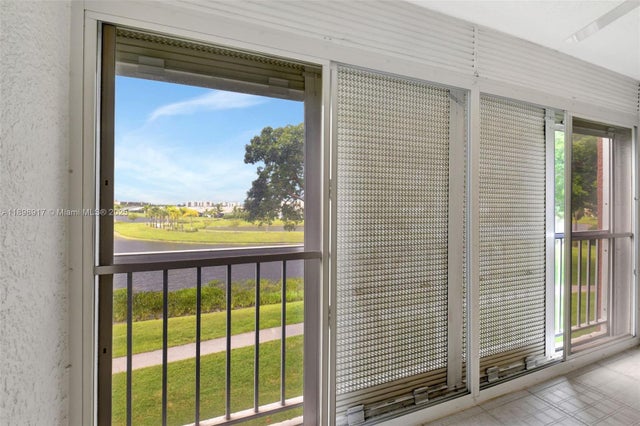 4 of 42 - 14575 Bonaire Blvd 308, Delray Beach, FL