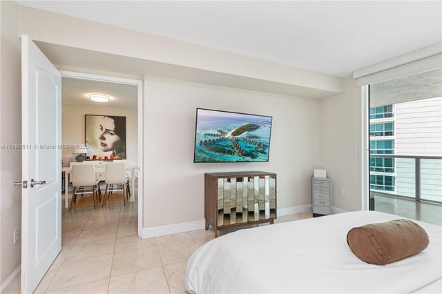 4 of 26 - 2101 Brickell Ave 2409, Miami, FL