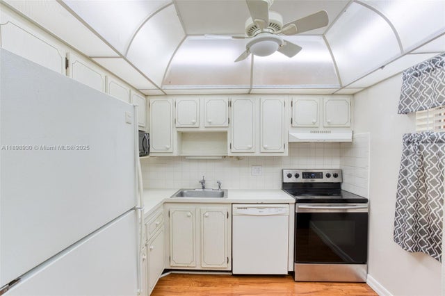 1 of 19 - 1005 Country Club Dr 408, Margate, FL