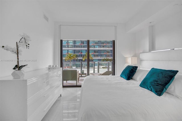 4 of 37 - 1300 S Miami Ave 1407, Miami, FL