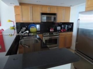 3 of 22 - 345 Ocean Dr 320, Miami Beach, FL
