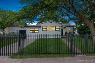 Photo of Listing #A11898163