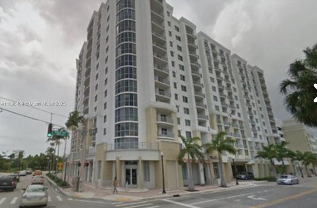 1 of 5 - N/A, Hollywood, FL