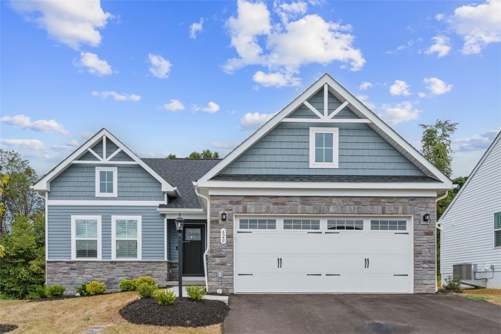 620 Coughton Cross Drive, Lancaster