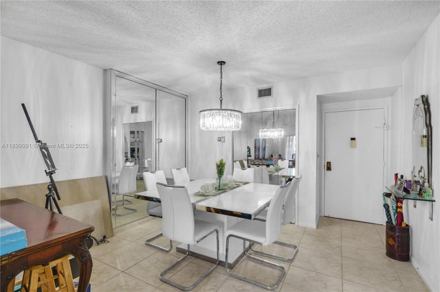 5 of 26 - 4350 Hillcrest Dr 314, Hollywood, FL