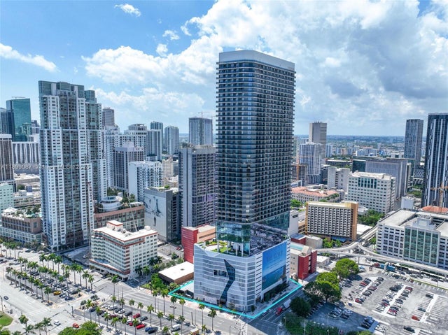 398 Ne 5th St 3017, Miami