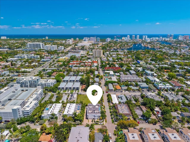 4 of 41 - 1631 Ne 9th St, Fort Lauderdale, FL