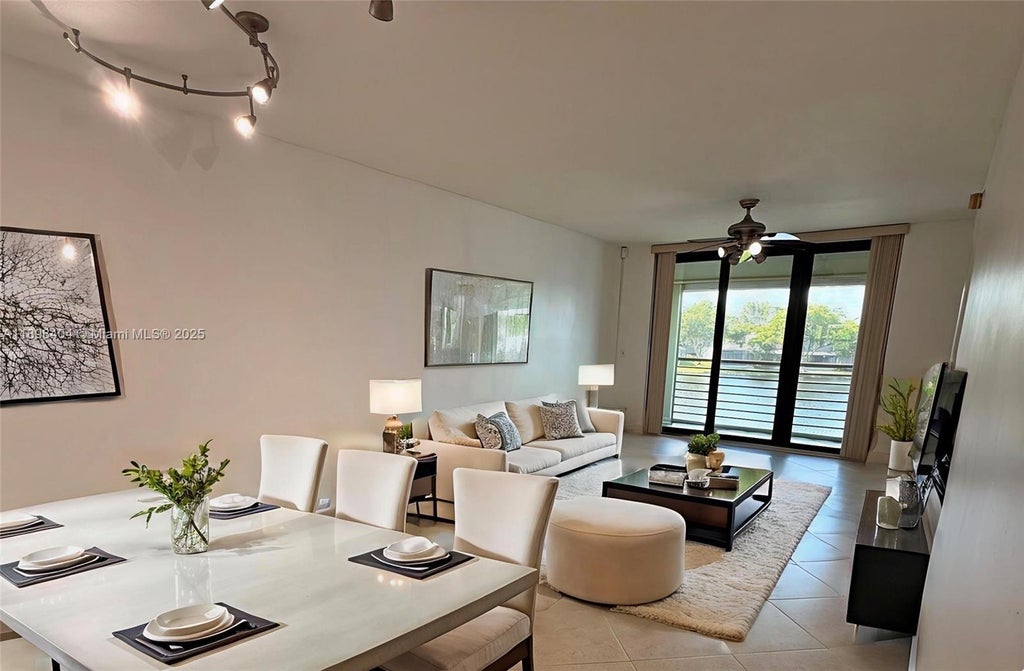 11312 Taft St 11312, Pembroke Pines