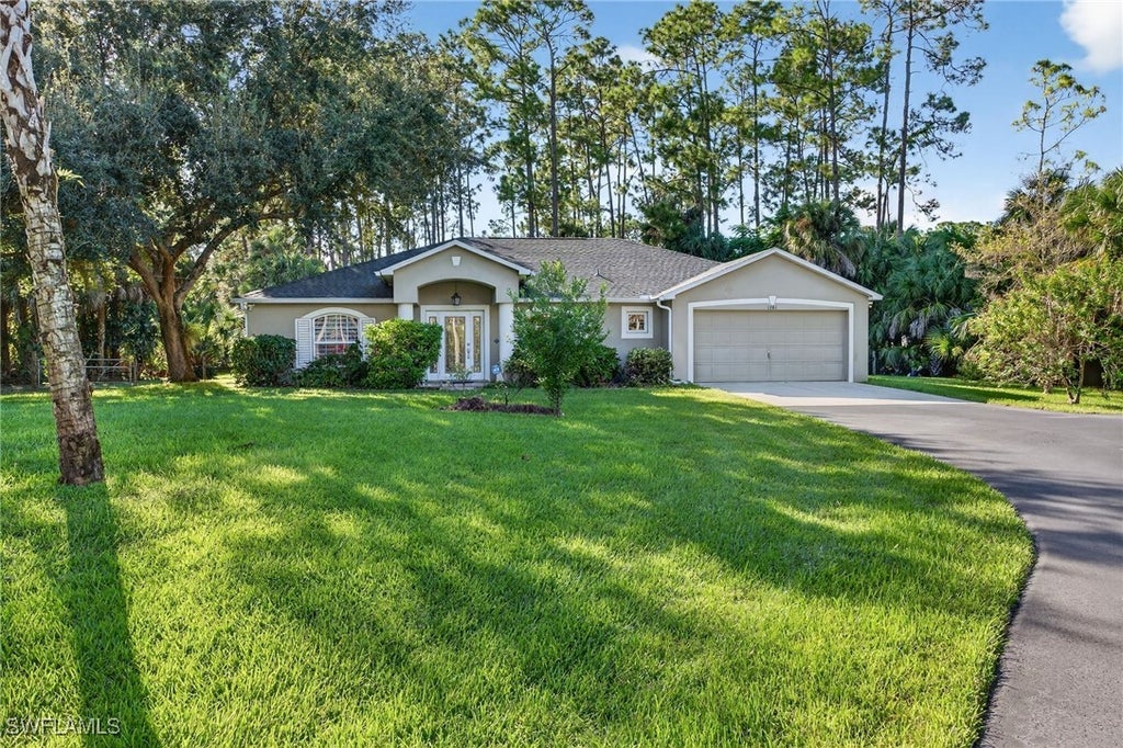 1741 17th St Sw, Naples