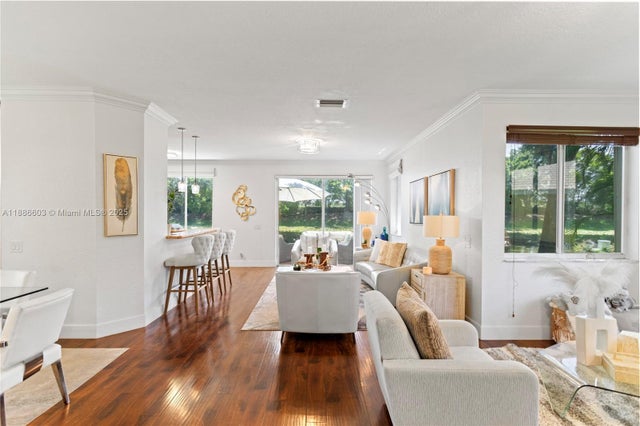 5 of 42 - 4275 Ironwood Ct, Weston, FL