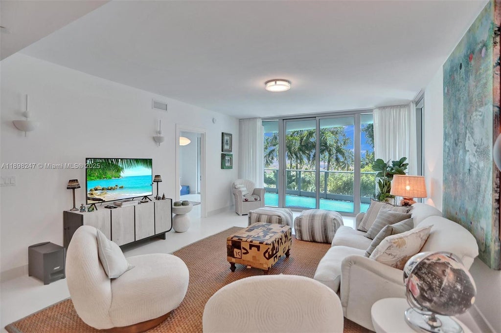 2627 S Bayshore Dr 506, Coconut Grove