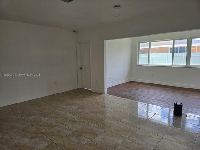 5 of 10 - 6701 Sw 26th Ct, Miramar, FL