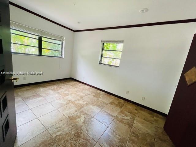 3 of 21 - 3911 Farragut St 3911, Hollywood, FL