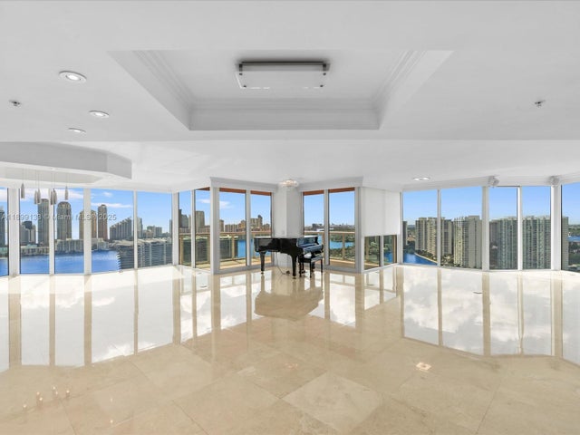 3 of 59 - 3370 Hidden Bay Dr 3113, Aventura, FL