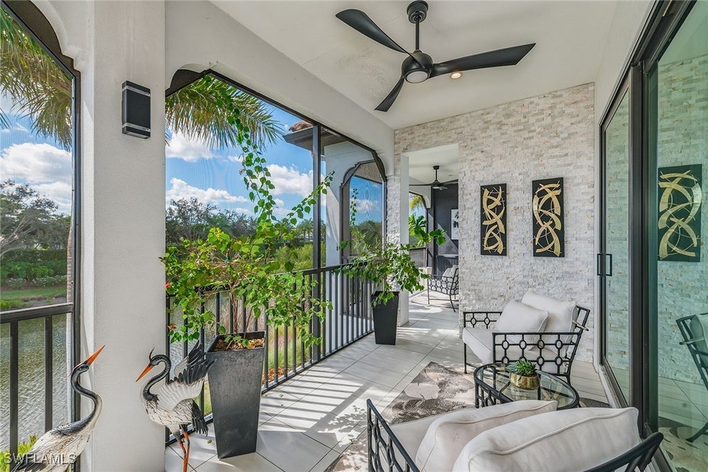 16336 Corsica Way 201, Naples