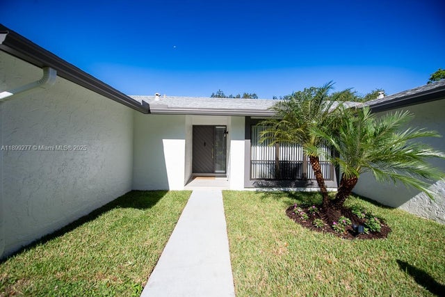 4 of 25 - 3904 W Sailboat Dr, Cooper City, FL
