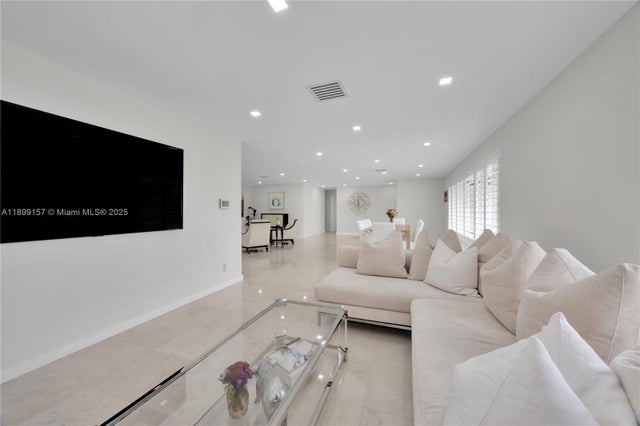 5 of 43 - 18455 Sw 80th Ave, Cutler Bay, FL