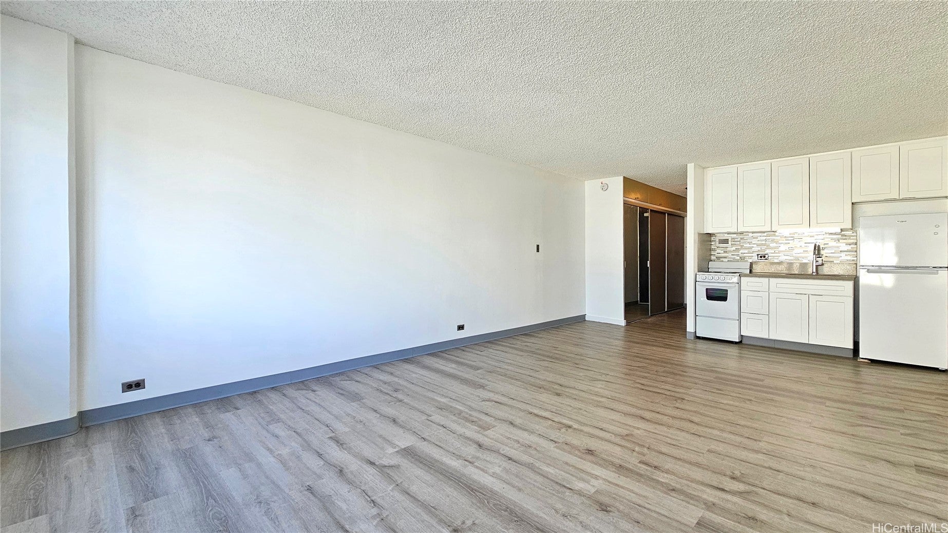 Photo of Listing #202523892