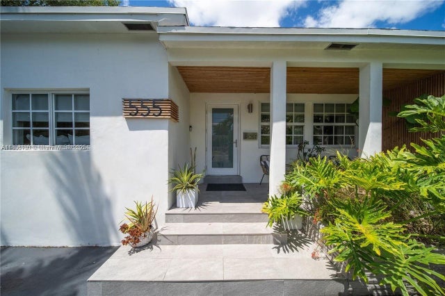 1 of 37 - 555 Ne 127th Street, North Miami, FL