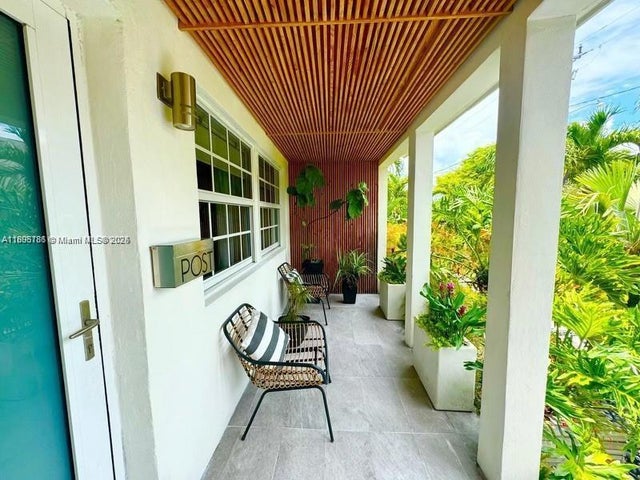 3 of 37 - 555 Ne 127th Street, North Miami, FL