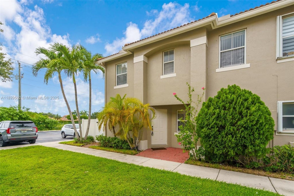 5321 Sw 126th Ter, Miramar