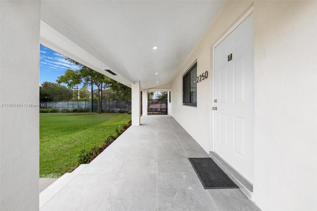 1 of 26 - 2250 Nw 95th St, Miami, FL