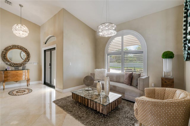 5 of 38 - 20641 Sw 132nd Ct, Miami, FL
