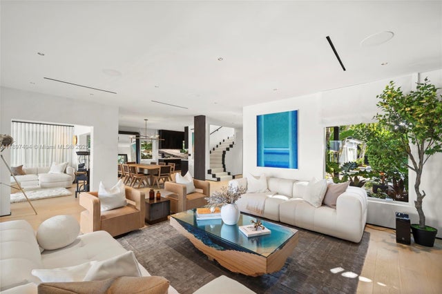 5 of 40 - 244 W San Marino Dr, Miami Beach, FL