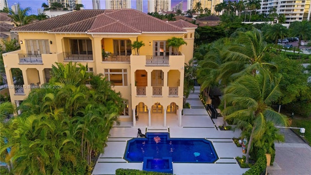 5 of 99 - 1530 Island Blvd, Aventura, FL