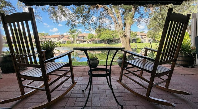 3 of 44 - 9012 Vineyard Lake Dr, Plantation, FL