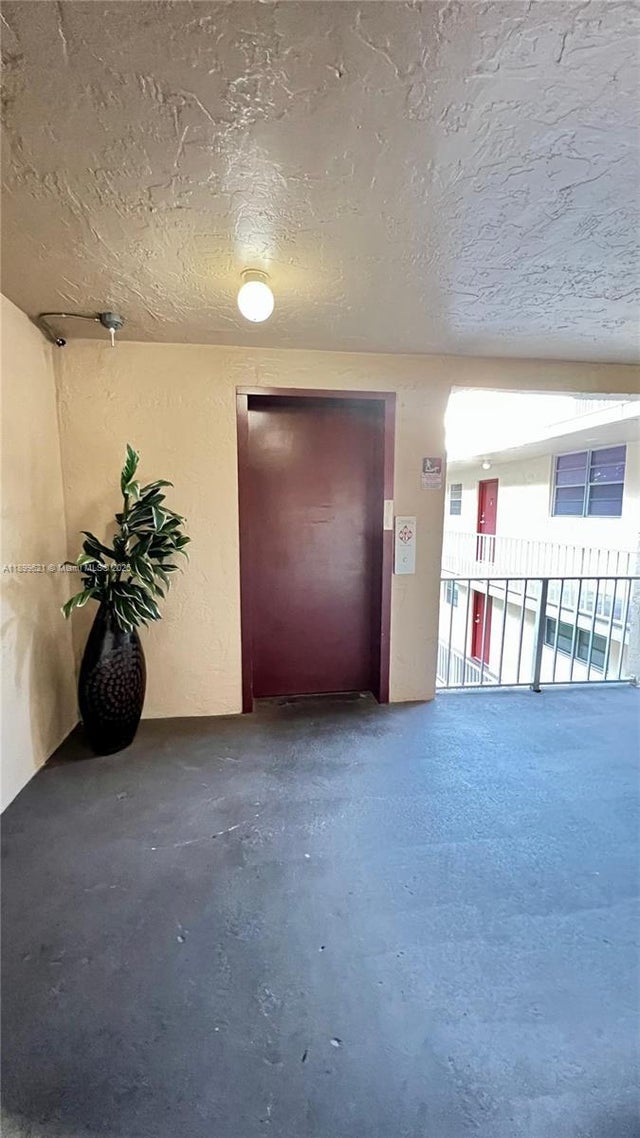4 of 28 - 7175 Orange Dr 306h, Davie, FL