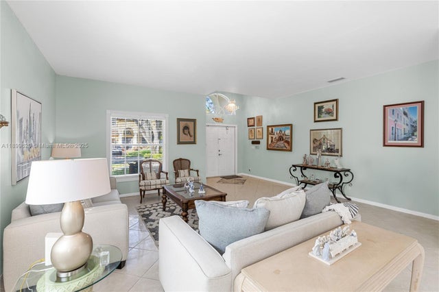 3 of 54 - 1071 Nw 184th Ter, Pembroke Pines, FL