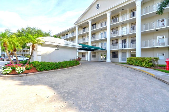2 of 48 - 6073 Balboa Cir 204, Boca Raton, FL