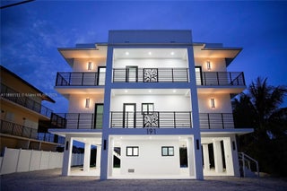 Photo of Listing #A11893132