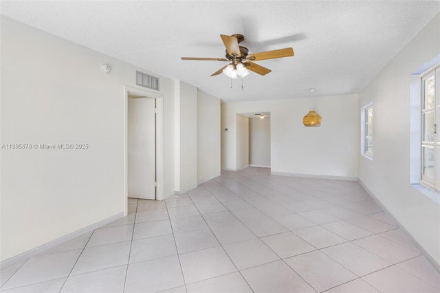 5 of 15 - 1701 Washington St 304, Hollywood, FL