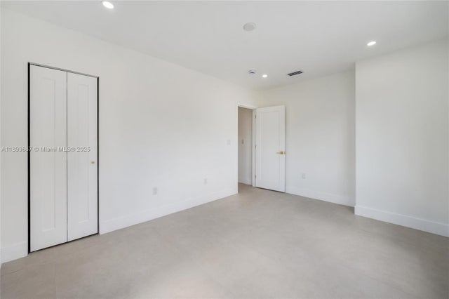 5 of 27 - 6280 Sw 24 St, Miami, FL